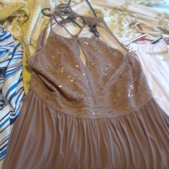 Too long - Picture 1 of 3